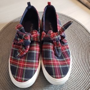 Slip ons